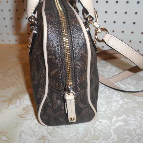 MICHAELS KORS SIGNATURE LEATHER MINI HOBO HANDBAG - Picture 2 of 8